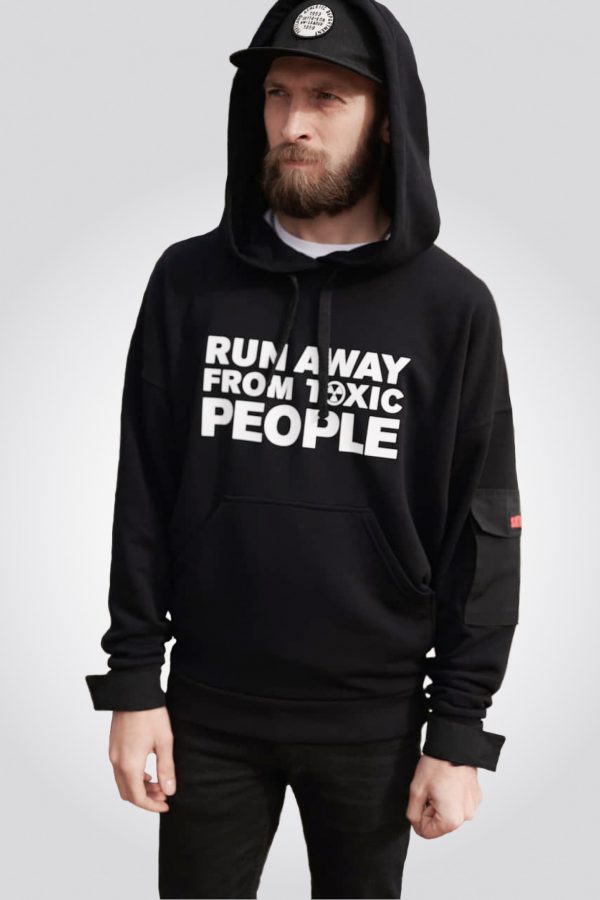 Толстовка RUN AWAY from toxic people man